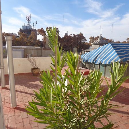 Malbec Hostel Central 门多萨 外观 照片