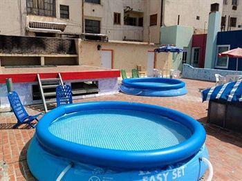 Malbec Hostel Central 门多萨 外观 照片