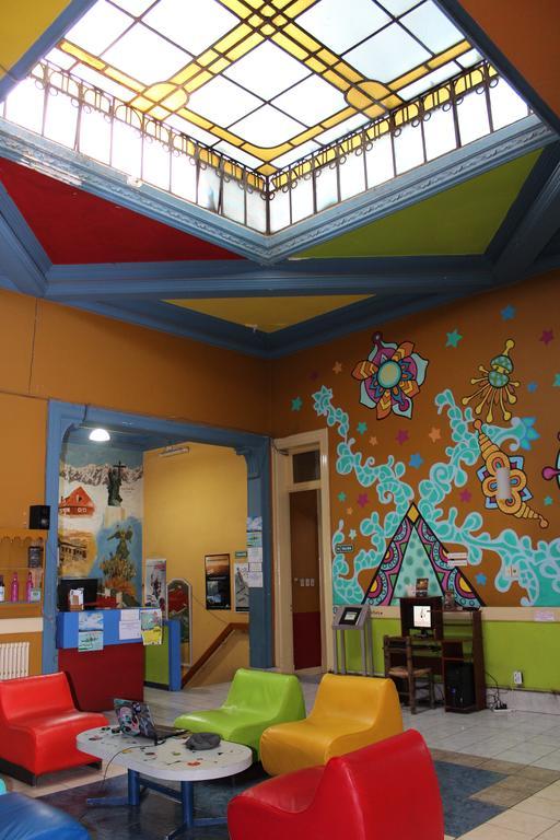 Malbec Hostel Central 门多萨 外观 照片