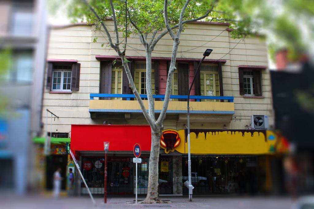 Malbec Hostel Central 门多萨 外观 照片