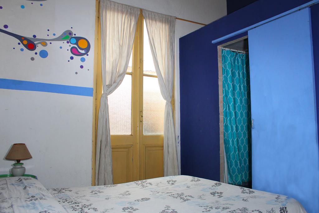 Malbec Hostel Central 门多萨 外观 照片