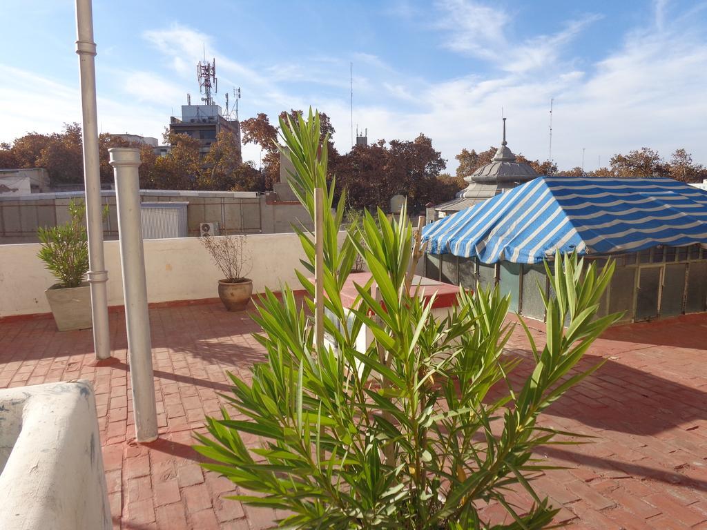 Malbec Hostel Central 门多萨 外观 照片